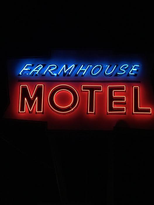 פאסו רובלס Farmhouse Motel מראה חיצוני תמונה